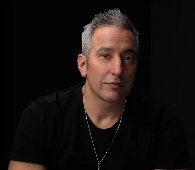 From Jeweler to Sculptor: A Candid Conversation with Kenneth Johnson