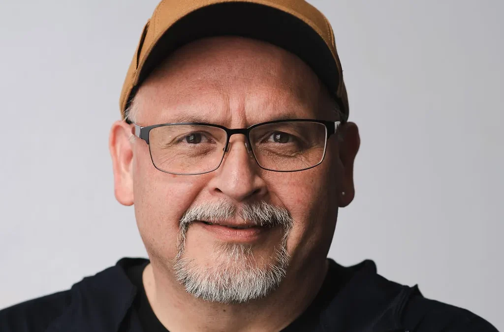 Ancestral Brushstrokes: Kent Estey’s Artistic Odyssey